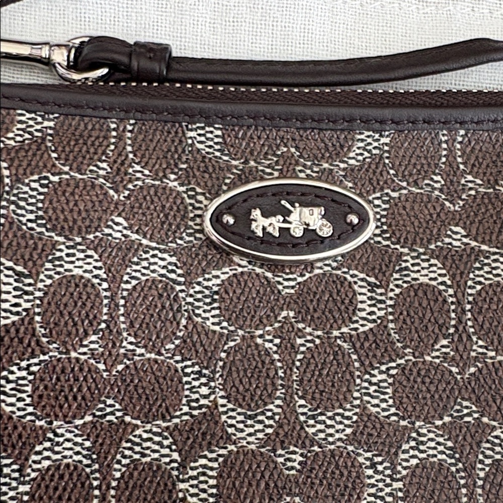 Coach Signature Monogram Strap L-Zip Wristlet EUC w/ Dust Bag - Picture 4 of 7